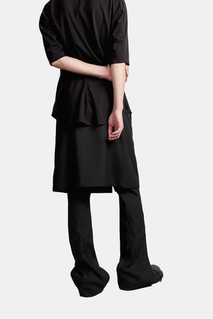 Image of IMMENSE - 裙片喇叭褲 (黑)