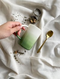 Image 3 of Grande Tasse