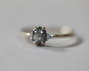 Image of 18ct yellow gold hexagonal dark grey diamond trilogy ring (LON206)