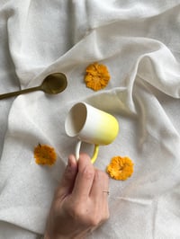 Image 3 of Mini Tasse