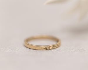 Image of 18ct Yellow Gold 2mm, Latin engraved ring