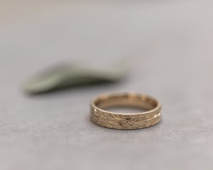 Image of 9ct gold 5mm flat court herringbone ring