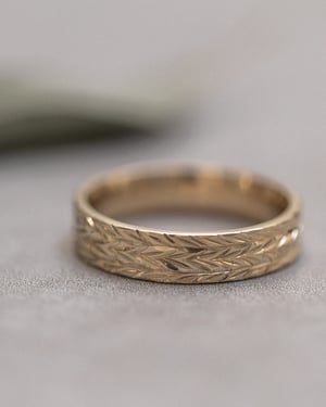 Image of 9ct gold 5mm flat court herringbone ring