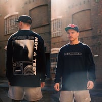 'TINAT' long sleeved T-shirt