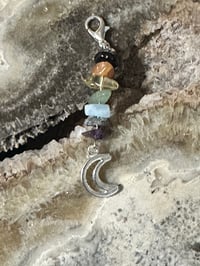 Image 1 of STONE CHIPPED CLIP