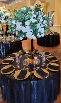Green and white flowers centerpieces 80 cm  