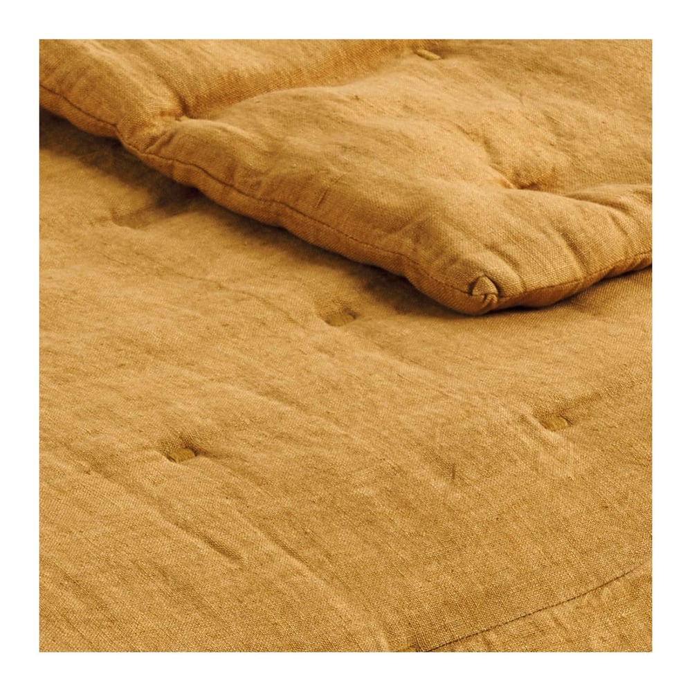 Image of Coussin CHLOÉ en lin lavé - Safran - 40 x 60 cm