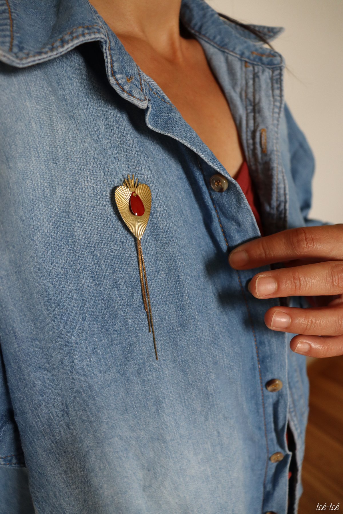 Image of Broche "Ex-Voto"