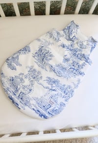 Image 4 of Gigoteuse toile de Jouy bleu