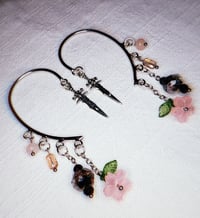 Image 2 of Cherry Blossom Daggers 🗡️🌸🖤🩷