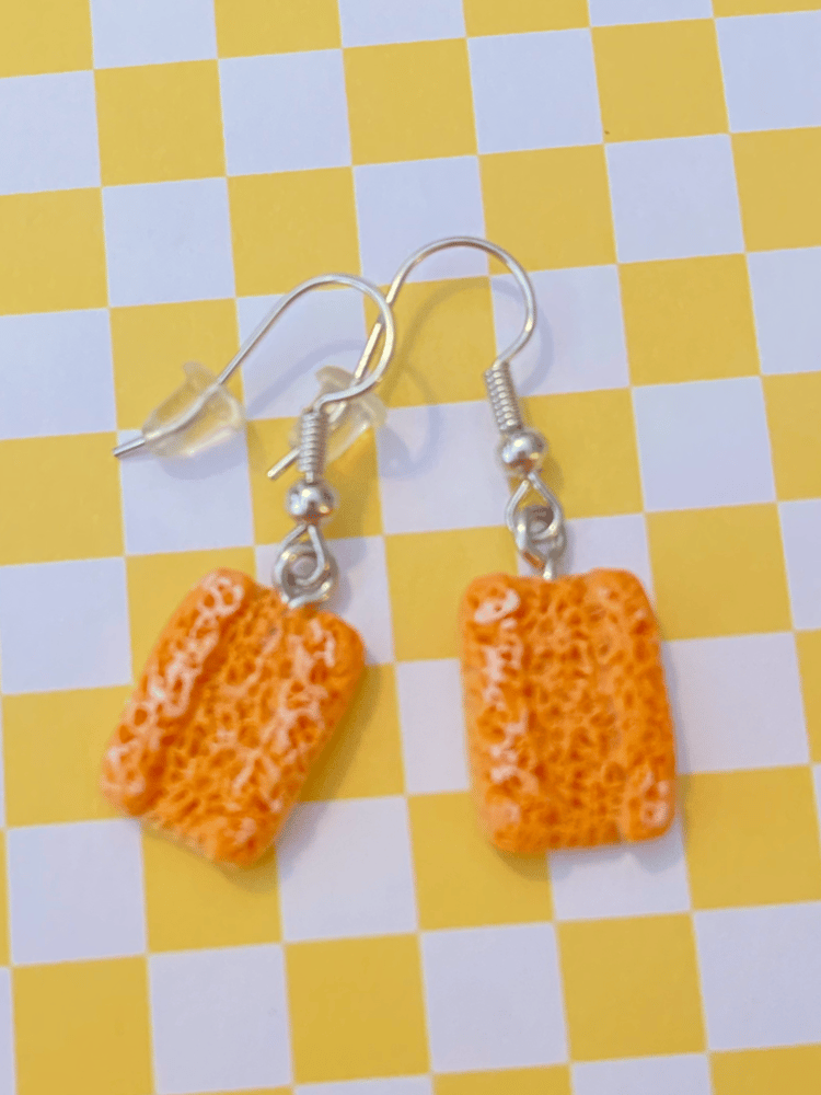 Image of Toast top earrings 
