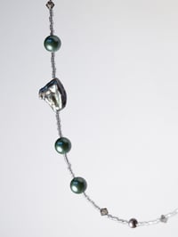 Image 3 of Puddle Pearl in Green