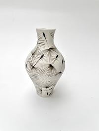 Image 2 of Dandelion Bud Vase 3, 13.7 cm tall