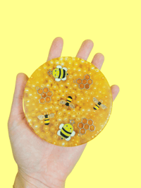 Image 2 of Reusable Pick Pad - Honey Bee