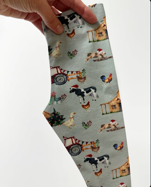 Image of Christmas Farm Yard Leggings (Various Sizes) 