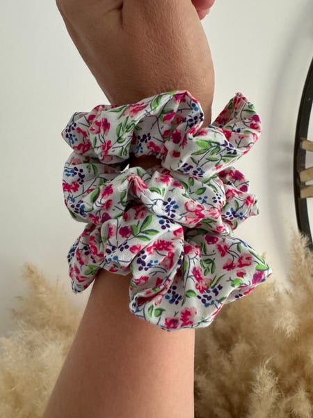 Image of Sheree Floral Scrunchies 