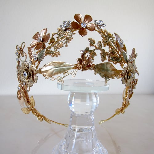 Image of Gilded Petals tiara