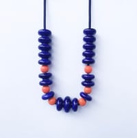 Image 1 of ECCOLA SAUTOIR NECKLACE _ dark blue & corail