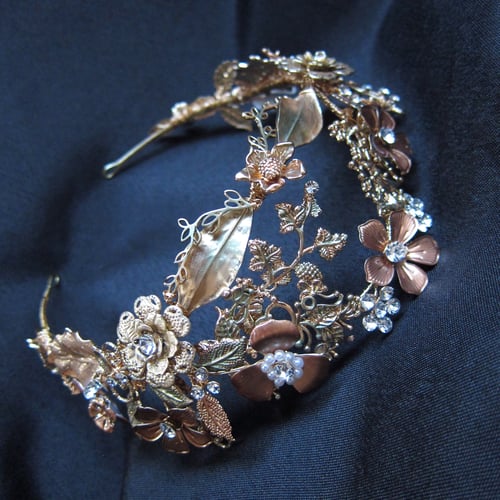 Image of Gilded Petals tiara