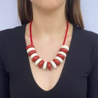 Image 2 of NECKLACE N9_ red & white