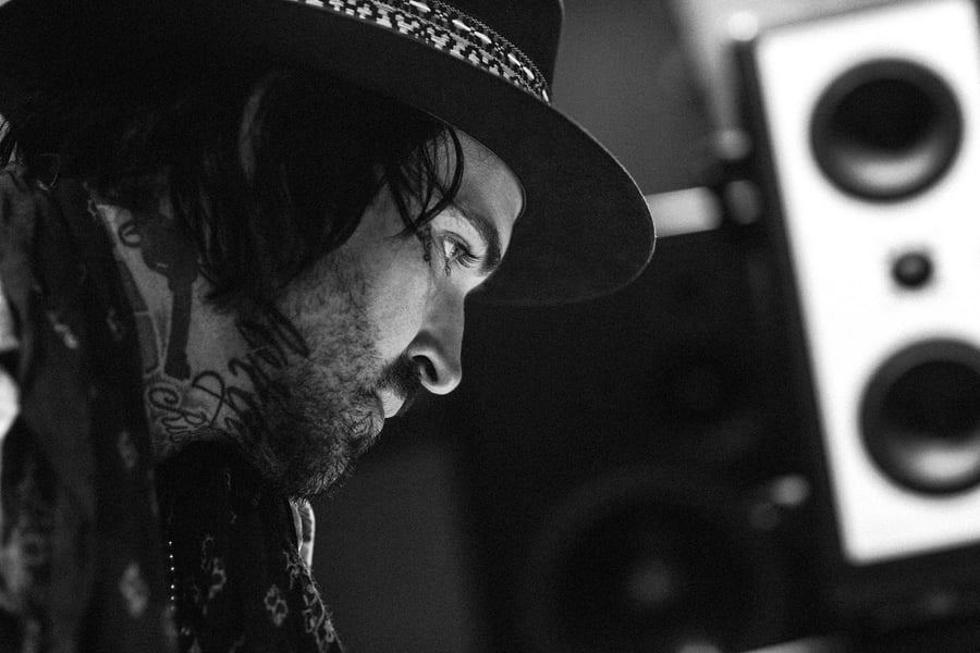 Image of YELAWOLF "JOHNNY CASH"