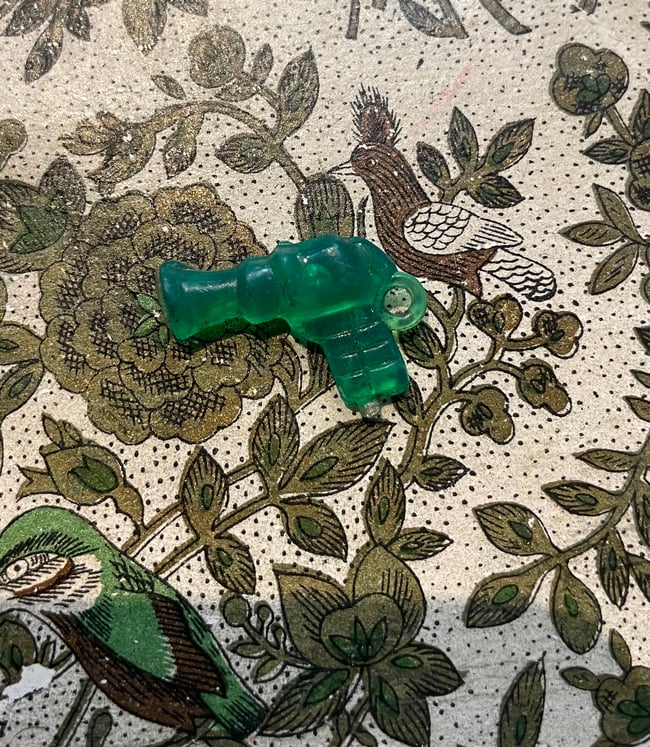  Vintage Gumball Machine Gun Charms