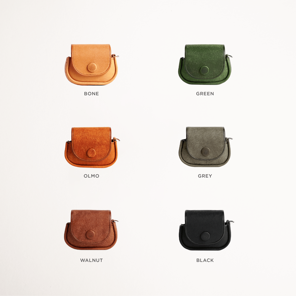 Image of AIRPODS CASE V1