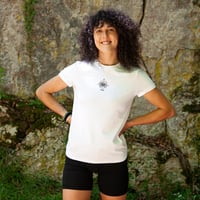 Image 2 of Camiseta Unisex "Hridaya Bodha"