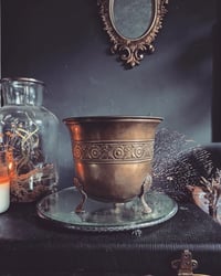 Image 2 of Brass flower cauldron 