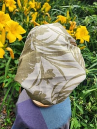 Image 2 of Linen Elastic Hair Covering in Beige & Olive Tropical 