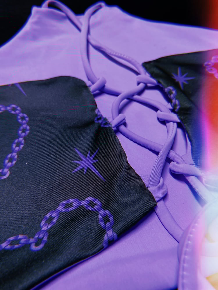 Image of CHAINED HEART TOP