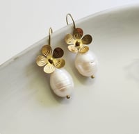 Image 4 of Flower & Gem Earrings