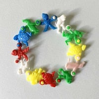 Image 2 of Bracelet pingoin rose années 60