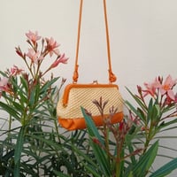 Image 5 of Sac Pochette MARQUISE en raphia & cuir Perle