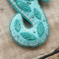 Image 4 of Turquoise Seahorse Felt Decoration