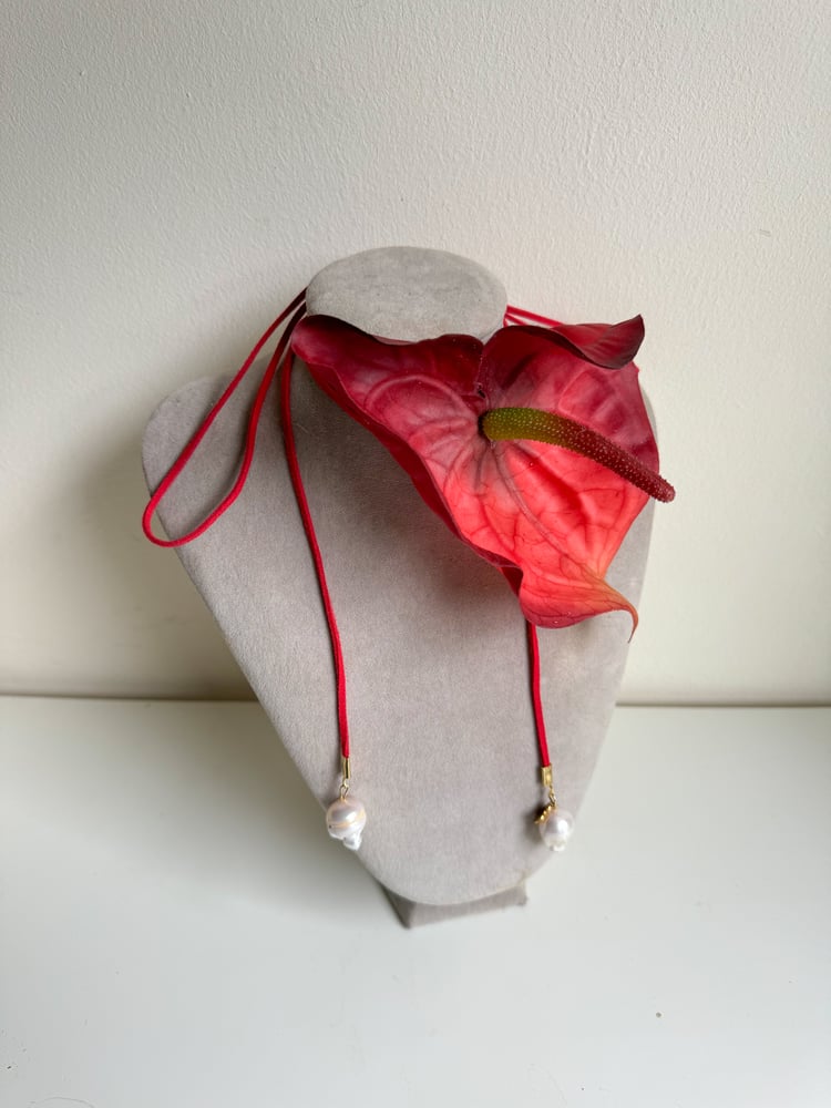 Image of anthurium choker 