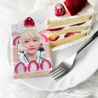 Image 1 of Photocard Holder - Strawberry Shortcake