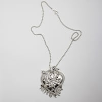 Image 3 of heart beads 