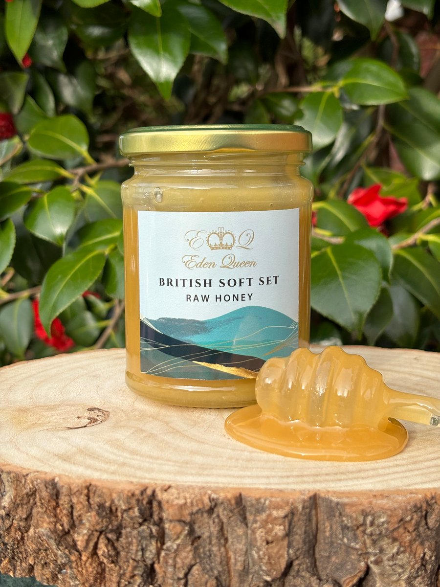 Image of Raw British Soft Set Creamed Honey (340 grams)