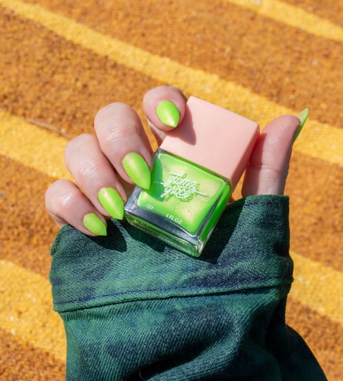 Image of Non-Toxic Nail Polish - Grass is Greener