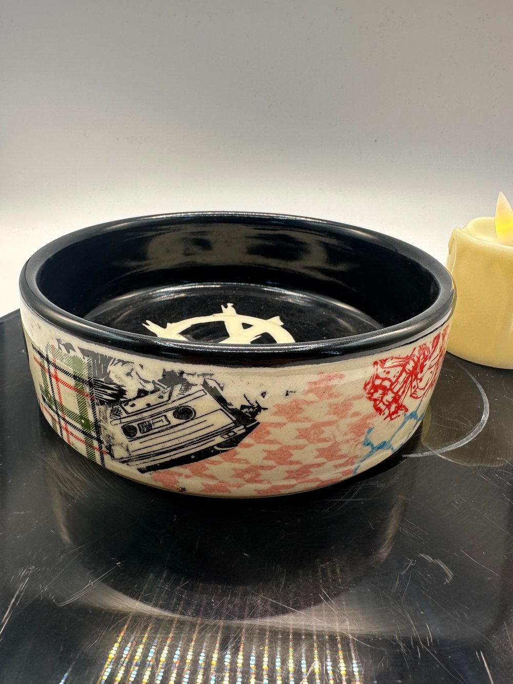 Land / Dog Bowl