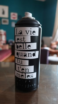 Bombe "La vie est belle" 