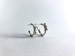 earrings M