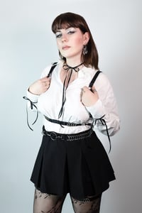 Image 7 of Elastic waist belt with D rings, O ring and carabiners