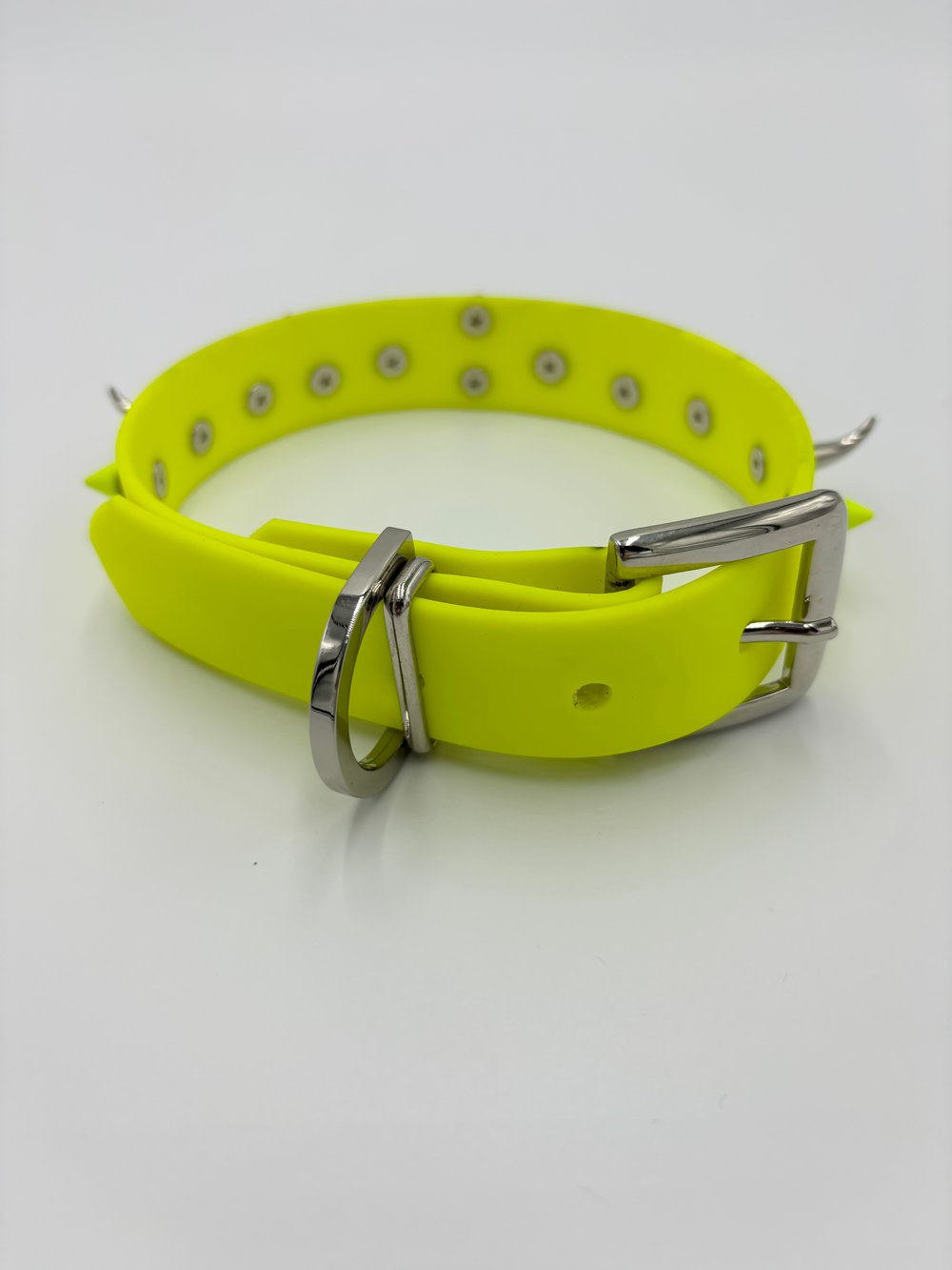 Image of DISCOUNTED Neon Yellow Spiked Collar (Stained)