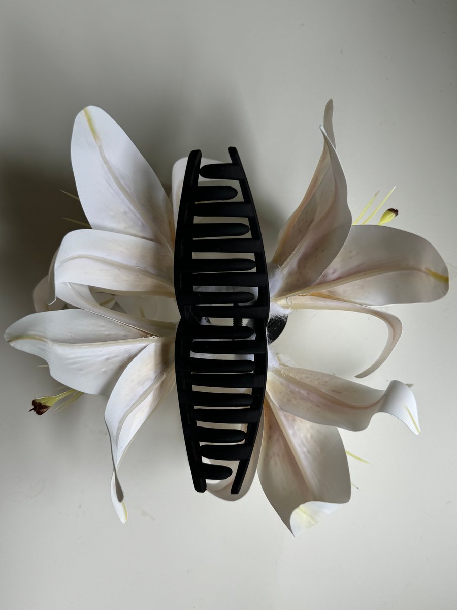 xl madonna lily claw clip | Operose store