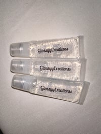 Image 2 of Clear Lipgloss