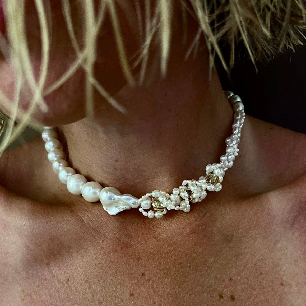 Image of Tangled love pearl necklace