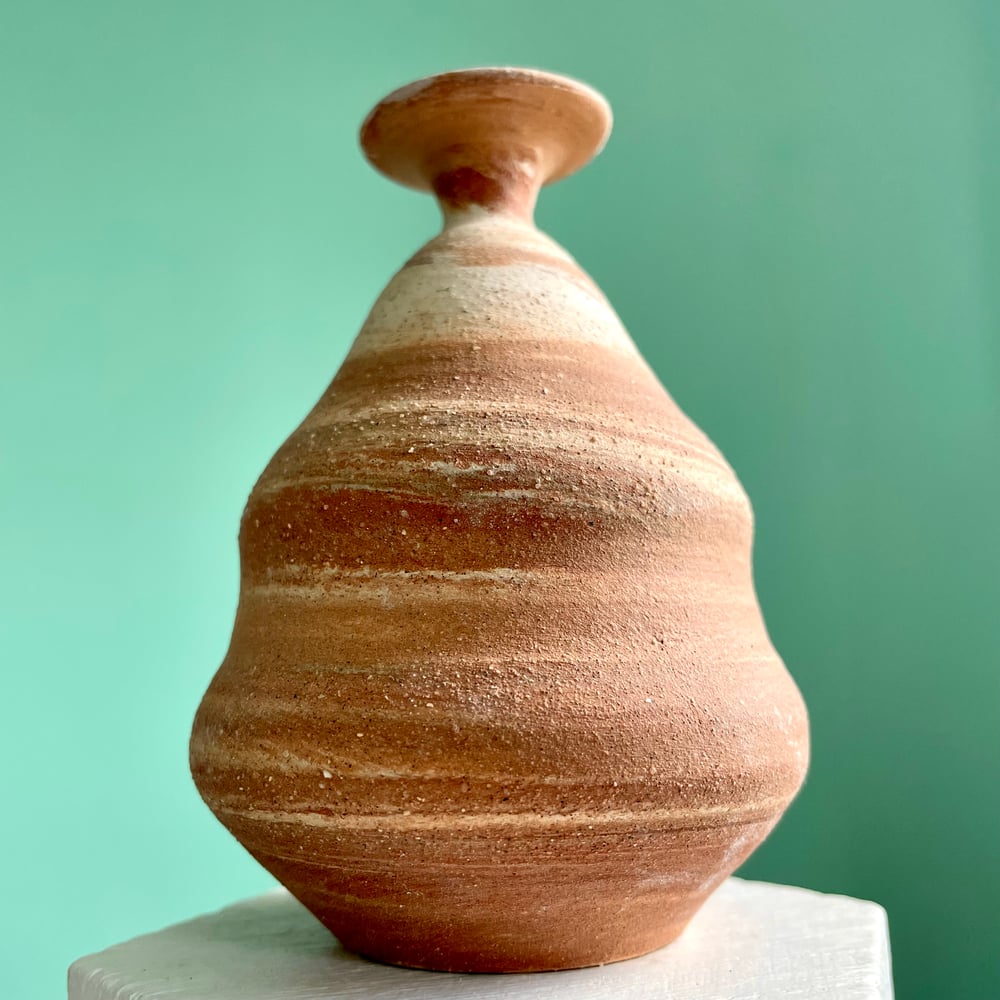 Image of Layered earth vase 