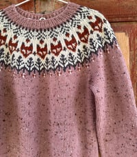 Image 2 of Into the wild - Tweed wool sweater - Dusty pink - Ready to ship